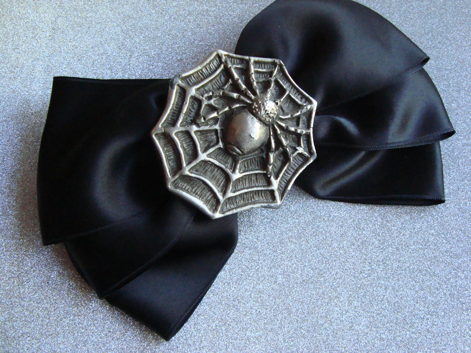 Pewter Spider Bow